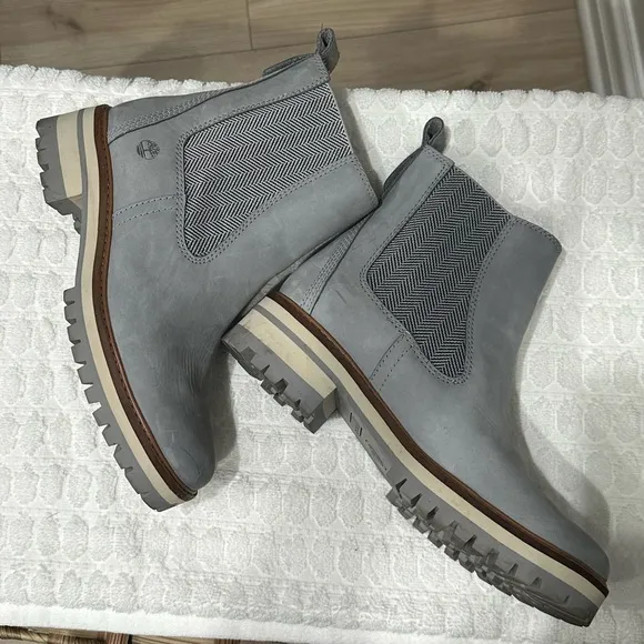 Timberland Women's Gray Chelsea Boots size 9