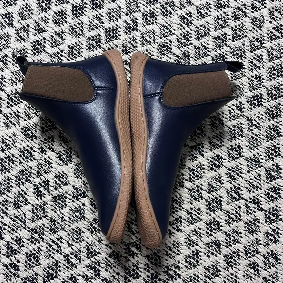 Tipsietoes Chelsea Barefoot Genuine Leather Boots in Navy Blue EU 39
