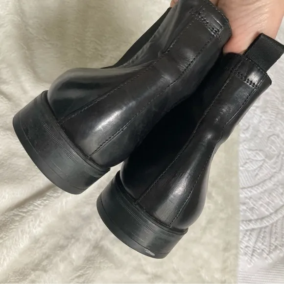 To Boot New York Adam Derrick Julius black calf leather Chelsea boot size 9.5