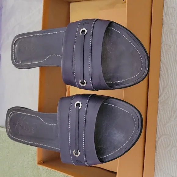 TOD'S 8 1/2 Sandals  Blue Not New