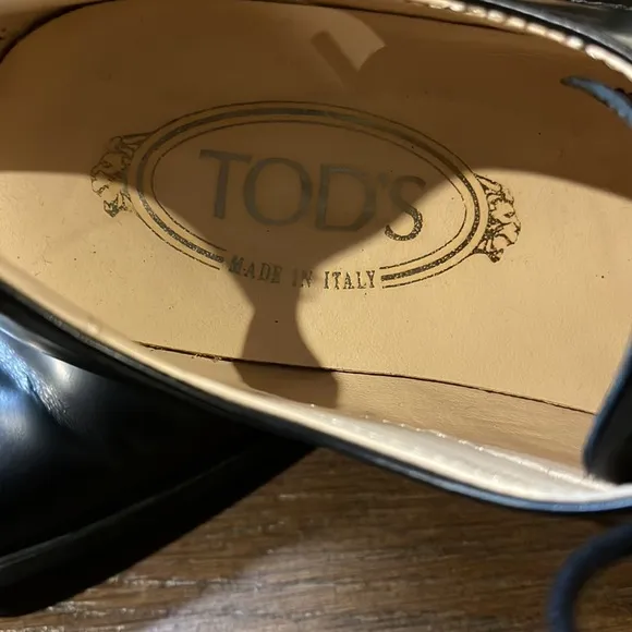 Tod’s Black Leather Lace Up Flats, 38.5 (US 8.5)