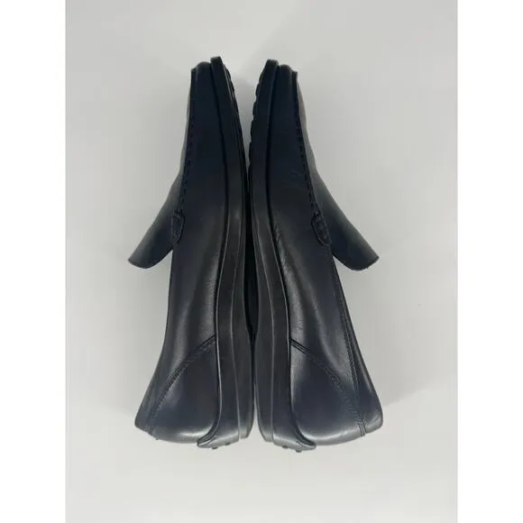 Tod’s black leather slip-on driving loafers size 9.5