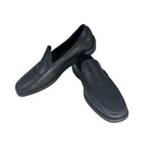Tod’s black leather slip-on driving loafers size 9.5