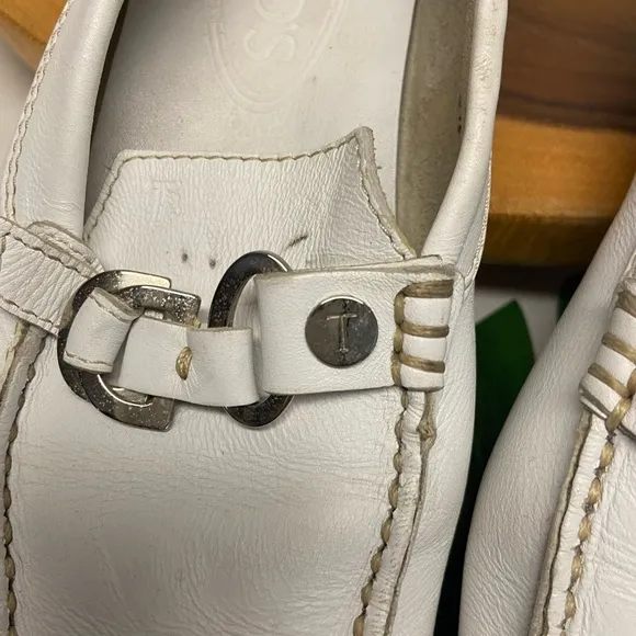 Tods Driving Leather Loafers
