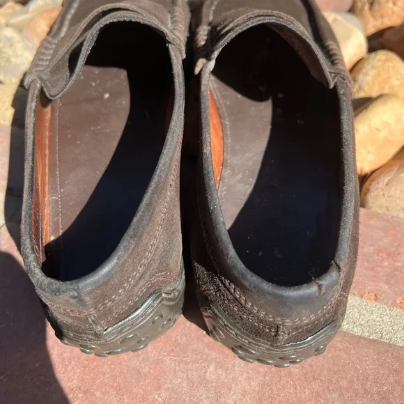 Tod’s Driving Loafers. Brown suede 9M Used see photos