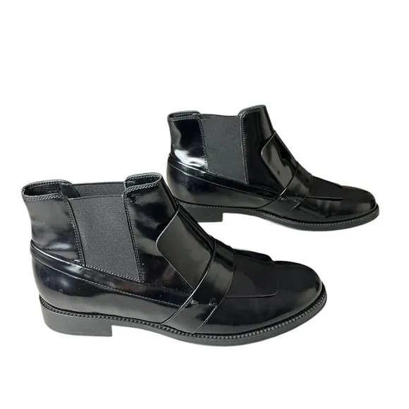 TOD’S Glossy Patent Leather Chelsea Boots 38.5