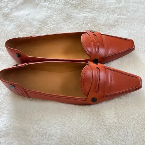 Tod's Leather Flat / Driving Loafers - Orange - Size 8.5