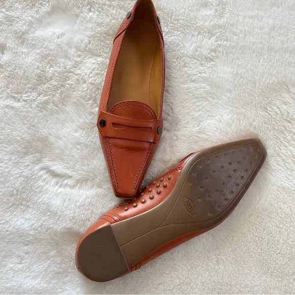 Tod's Leather Flat / Driving Loafers - Orange - Size 8.5