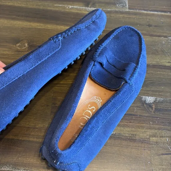 Tod's Navy Blue Gommino Driving Flats Moccasin Loafers Suede Leather 37 Academia