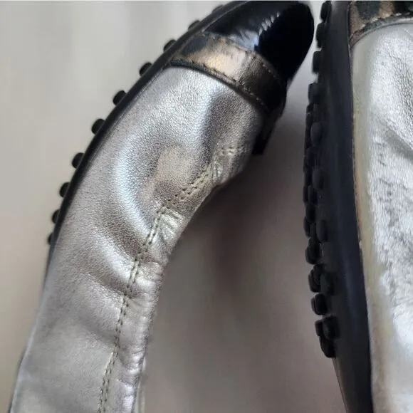 Tod's Silver Scrunch Ballet Flats with Black Patent Leather Buckle Toe Size 7.5