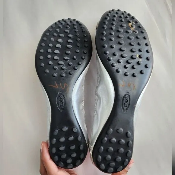 Tod's Silver Scrunch Ballet Flats with Black Patent Leather Buckle Toe Size 7.5