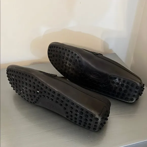 Tod's Tan Leather Shoes