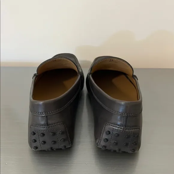Tod's Tan Leather Shoes