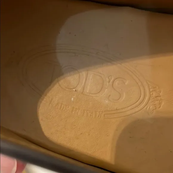 Tod's Tan Leather Shoes