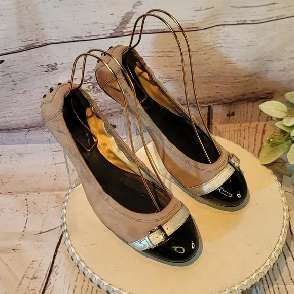 Tod’s Women’s Taupe, Black &amp; Silver Capped Toe Slip on Ballet Flats Size 8.5