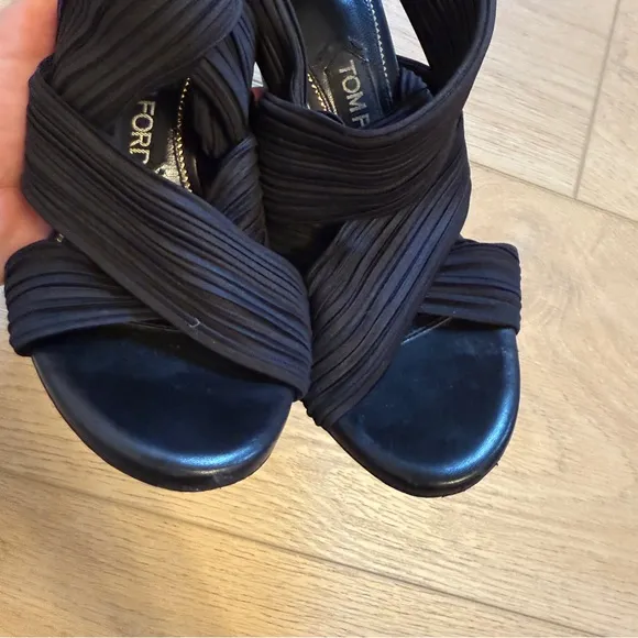 Tom Ford Black Fabric Crossover Slip On Sandals Size 37.5 7US 4.7” heels