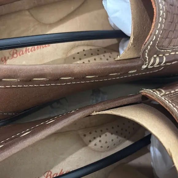 Tommy Bahama Brooks Bay Brown Loafers Slip-Ons Classic Moccasin Design Wood sz 8