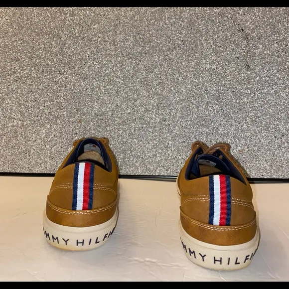 Tommy Hilfiger Mens Leather Sneakers