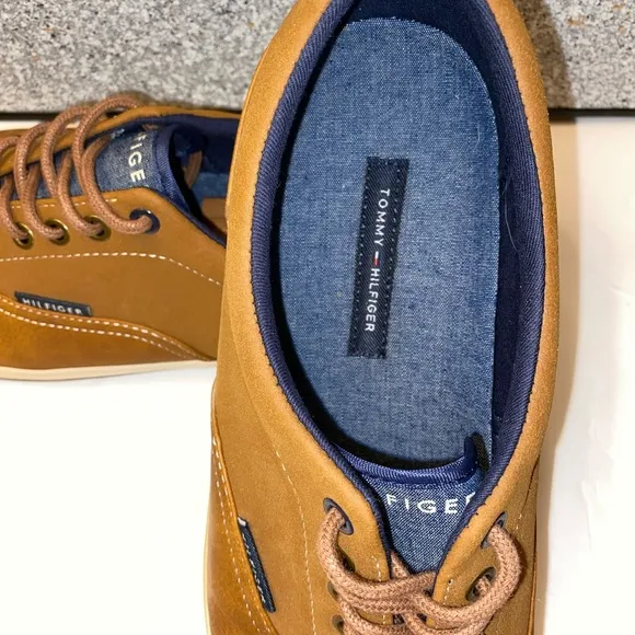 Tommy Hilfiger Mens Leather Sneakers
