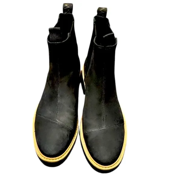 Toms Black Combat Moto Boots Sleek Design Size 8 Booties