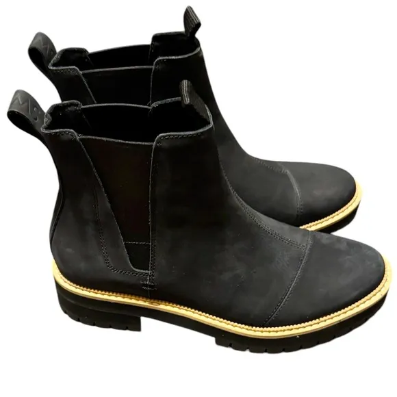 Toms Black Combat Moto Boots Sleek Design Size 8 Booties