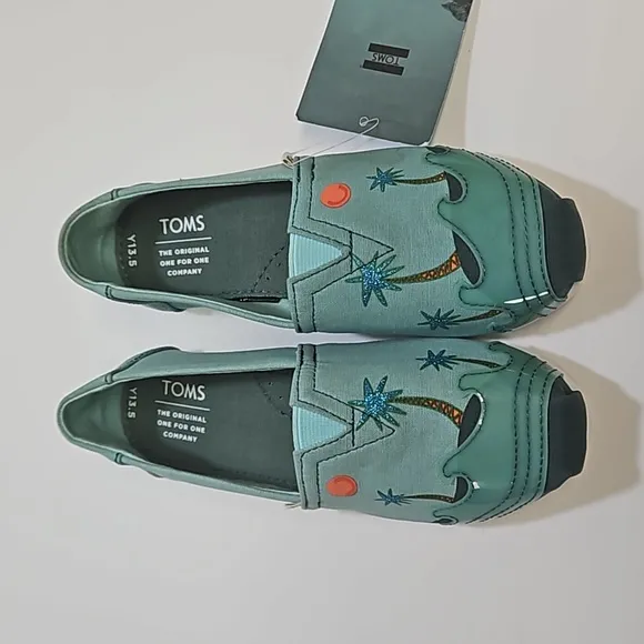 Toms sunrise embroidered Alpargata Youth Classic espadrilles size 13.5 girls