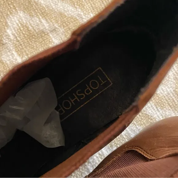 Topshop Brown Leather Chelsea Heeled Bootie