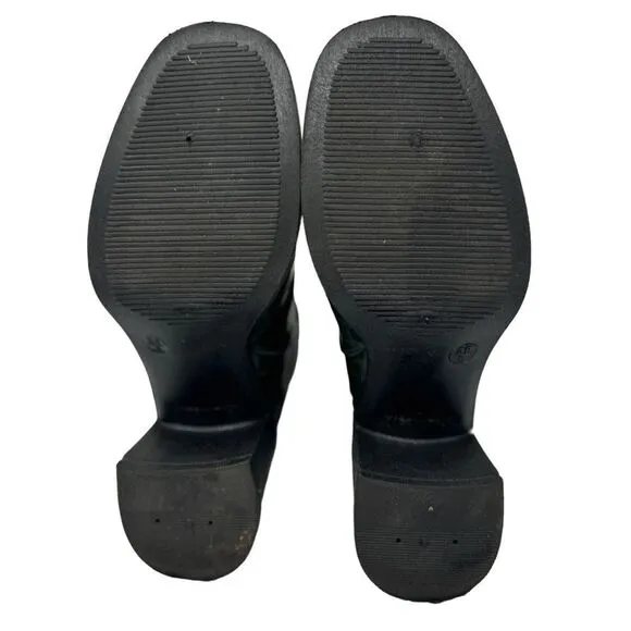 TopShop. Green Croc Embossed Chelsea Boots Y2K Women's Size 6.
