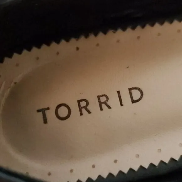 Torrid Flats Shoes Black Vegan Leather Ballet Flat Almond Toe Women's WOMAN'S 11