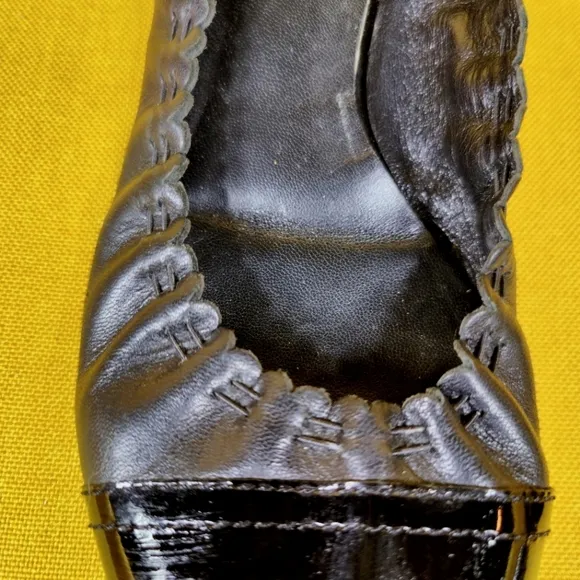 Tory Burch Abbey Ballet Black Patent Cap Toe Leather Slip On Flat Women's Size 8