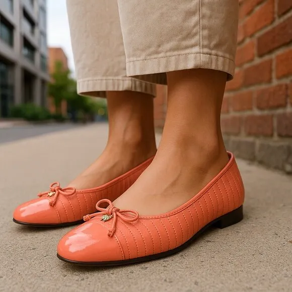 Tory Burch Ballet Flats Cap Toe Coral Crush Leather Gold Logo Bow Quilted 8.5 M