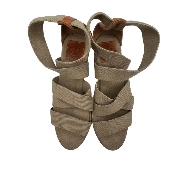 Tory Burch Beige Slip On Wedge Espadrille Sandals Size 8 Women’s