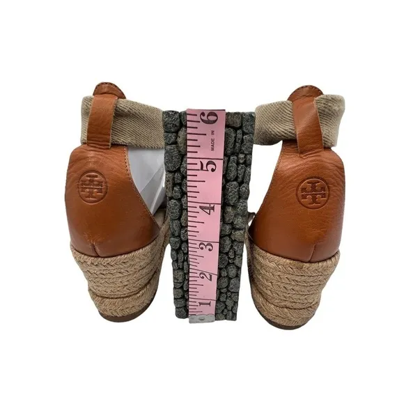 Tory Burch Beige Slip On Wedge Espadrille Sandals Size 8 Women’s