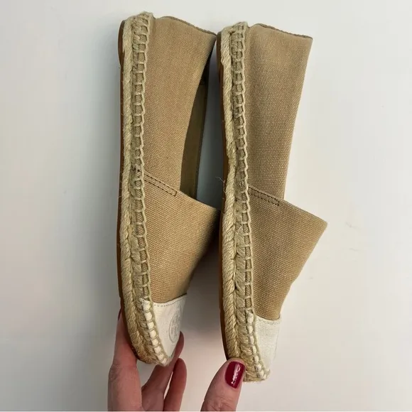 Tory Burch Beige/White Canvas Cap Toe Espadrille Flats, Size 7