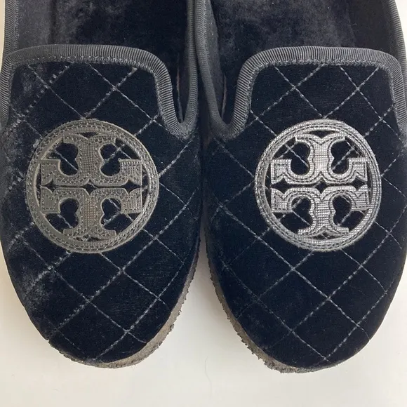 Tory Burch Billy Black Quilted Velvet Fur Loafers Crepe Sole Slippers Size 9