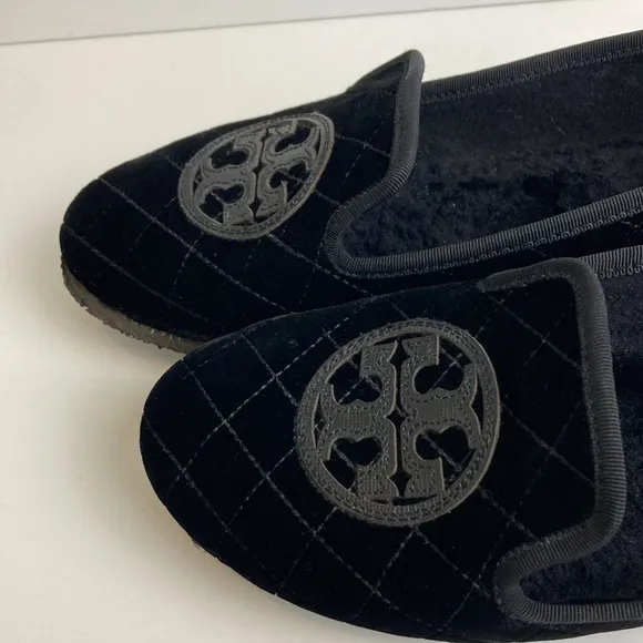 Tory Burch Billy Black Quilted Velvet Fur Loafers Crepe Sole Slippers Size 9