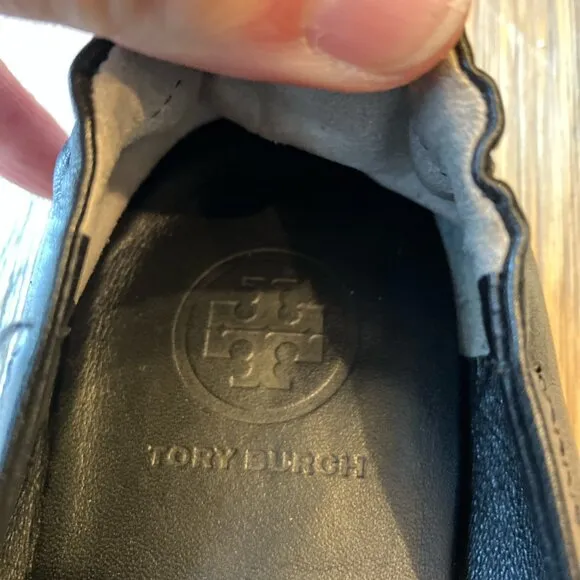 Tory Burch black leather Minnie designer ballet flat with logo size 6.5
