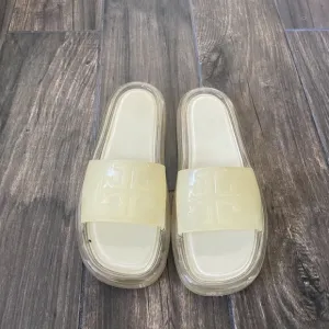 Tory Burch  Bubble Jelly Slides  Slip on New Ivory color Sandals Women's Size 8