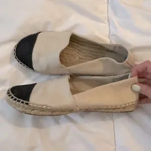 Tory Burch Canvas Weston Color block Espadrilles Black Cream 7.5
