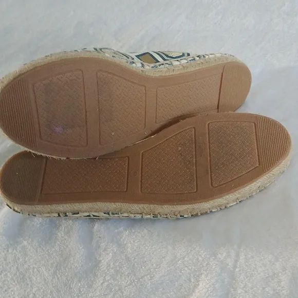Tory Burch Cecily Embellished espadrilles size 7