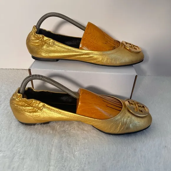 Tory Burch Gold Flats with Metallic Finish 💎