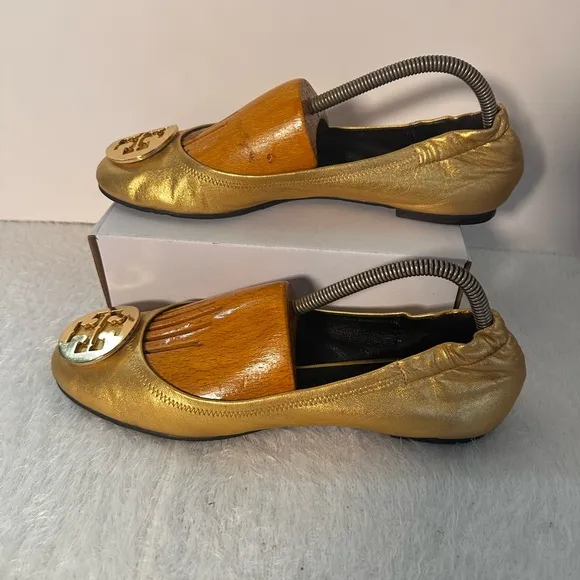 Tory Burch Gold Flats with Metallic Finish 💎