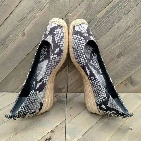 Tory‎ Burch Heather Animal Print Espadrilles Women's Size 7 Grey Black Tan Shoes