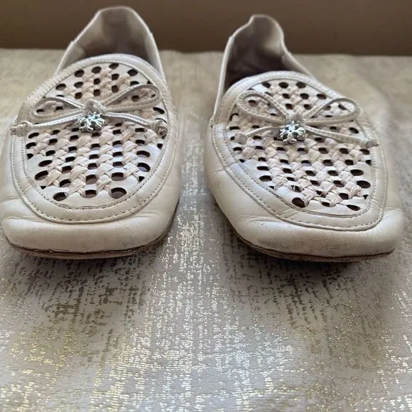 Tory Burch Ivory Tory Charm Woven Leather Loafers. Size 8M. VGUC!