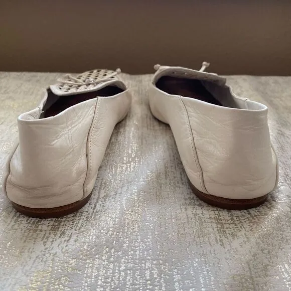 Tory Burch Ivory Tory Charm Woven Leather Loafers. Size 8M. VGUC!