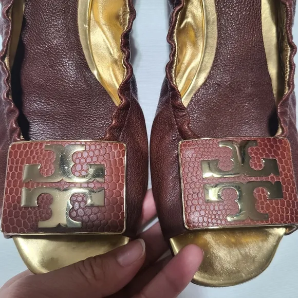 Tory Burch Jake Landed Capra Flats sz 8