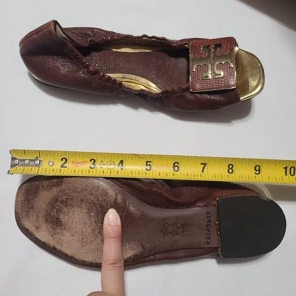 Tory Burch Jake Landed Capra Flats sz 8