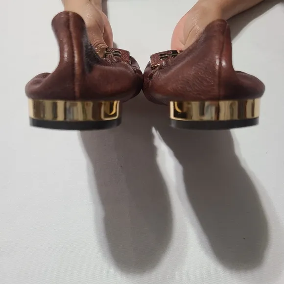 Tory Burch Jake Landed Capra Flats sz 8
