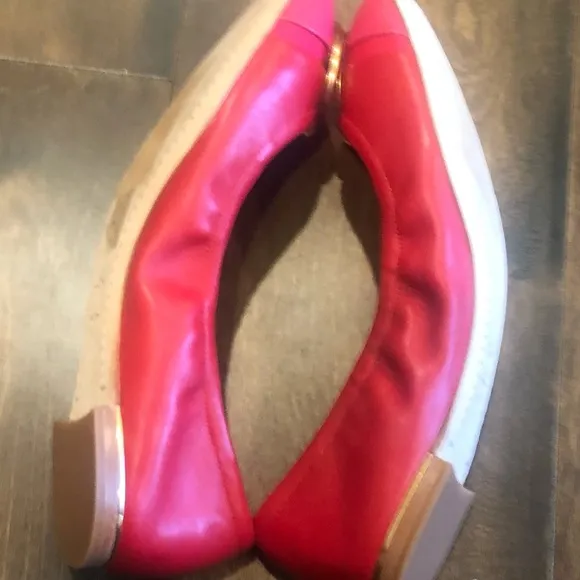 Tory Burch Ladies Minnie Patent Cap-Toe Ballet Flats NEW