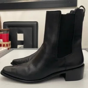 TORY BURCH LEATHER CHELSEA BOOTS WOMENS SIZE 9M